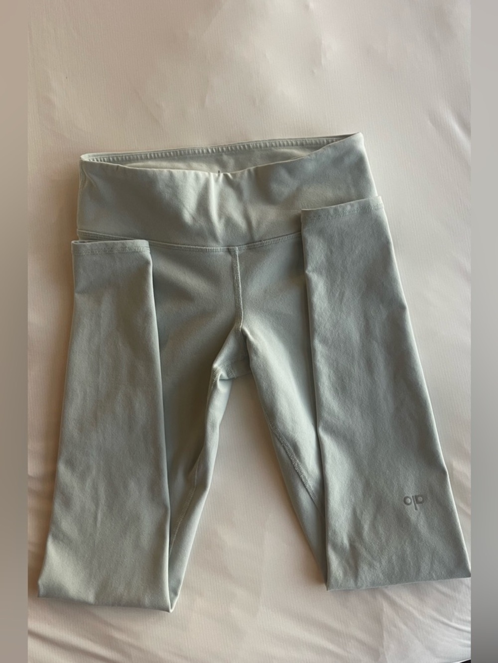 ALO Yoga High-Waist Leggings in Sage Green